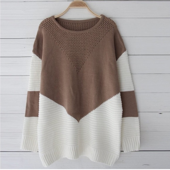 Brown and white crew neck knitted sweater size Medium - Picture 2 of 11